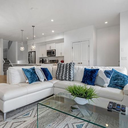 Luxury Spacious Private House Near City Centre 卡加利 外观 照片