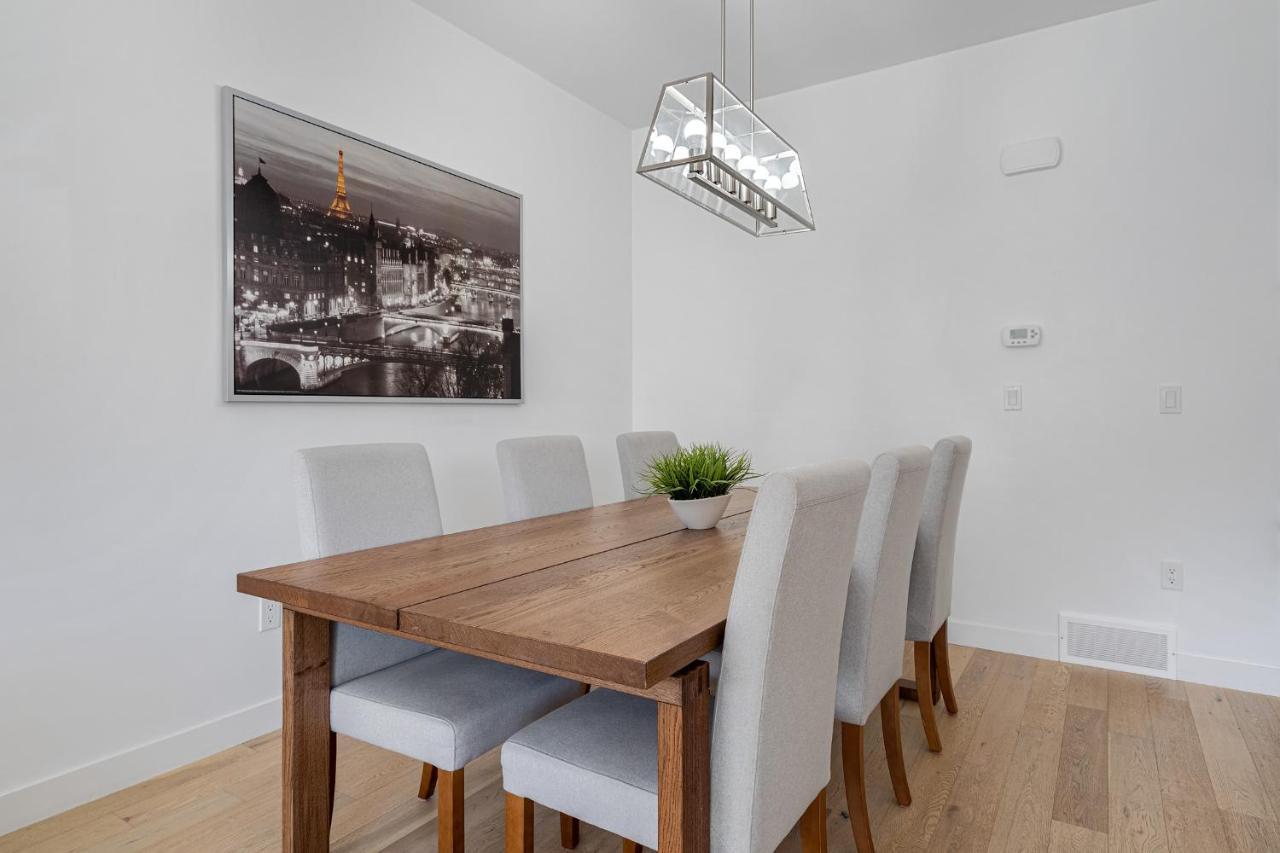 Luxury Spacious Private House Near City Centre 卡加利 外观 照片