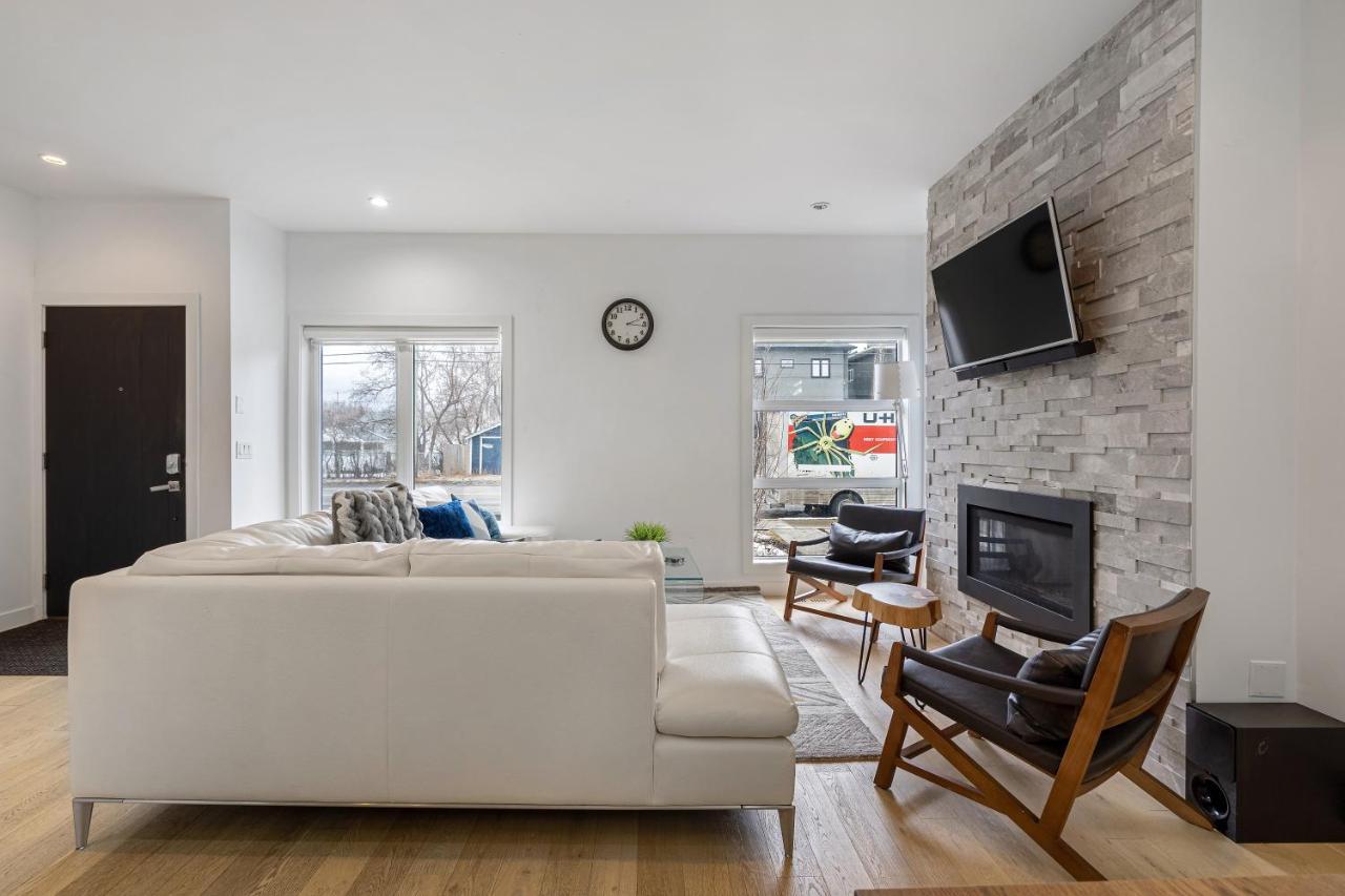 Luxury Spacious Private House Near City Centre 卡加利 外观 照片